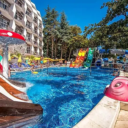 Prestige Deluxe Aquapark Club Хотел