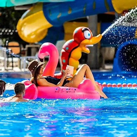 Prestige Deluxe Aquapark Club 4* Варна