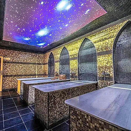 Prestige Deluxe Aquapark Club Хотел 4*