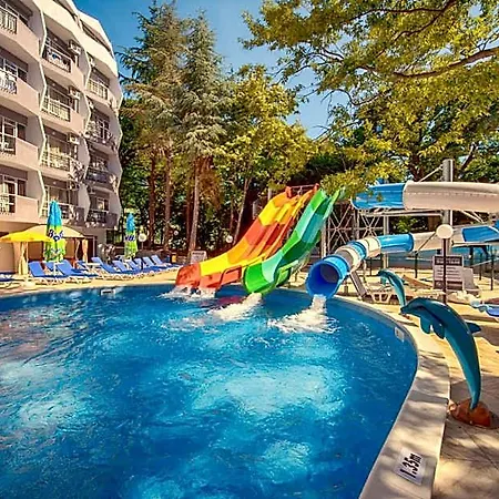 Prestige Deluxe Aquapark Club 4*