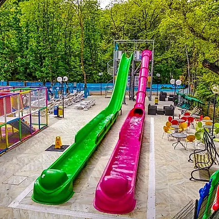 Хотел Prestige Deluxe Aquapark Club